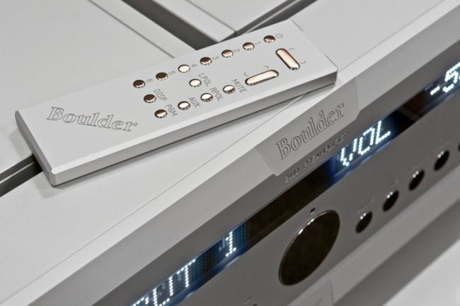 Boulder 2110 Preamplifier – Reference Analog